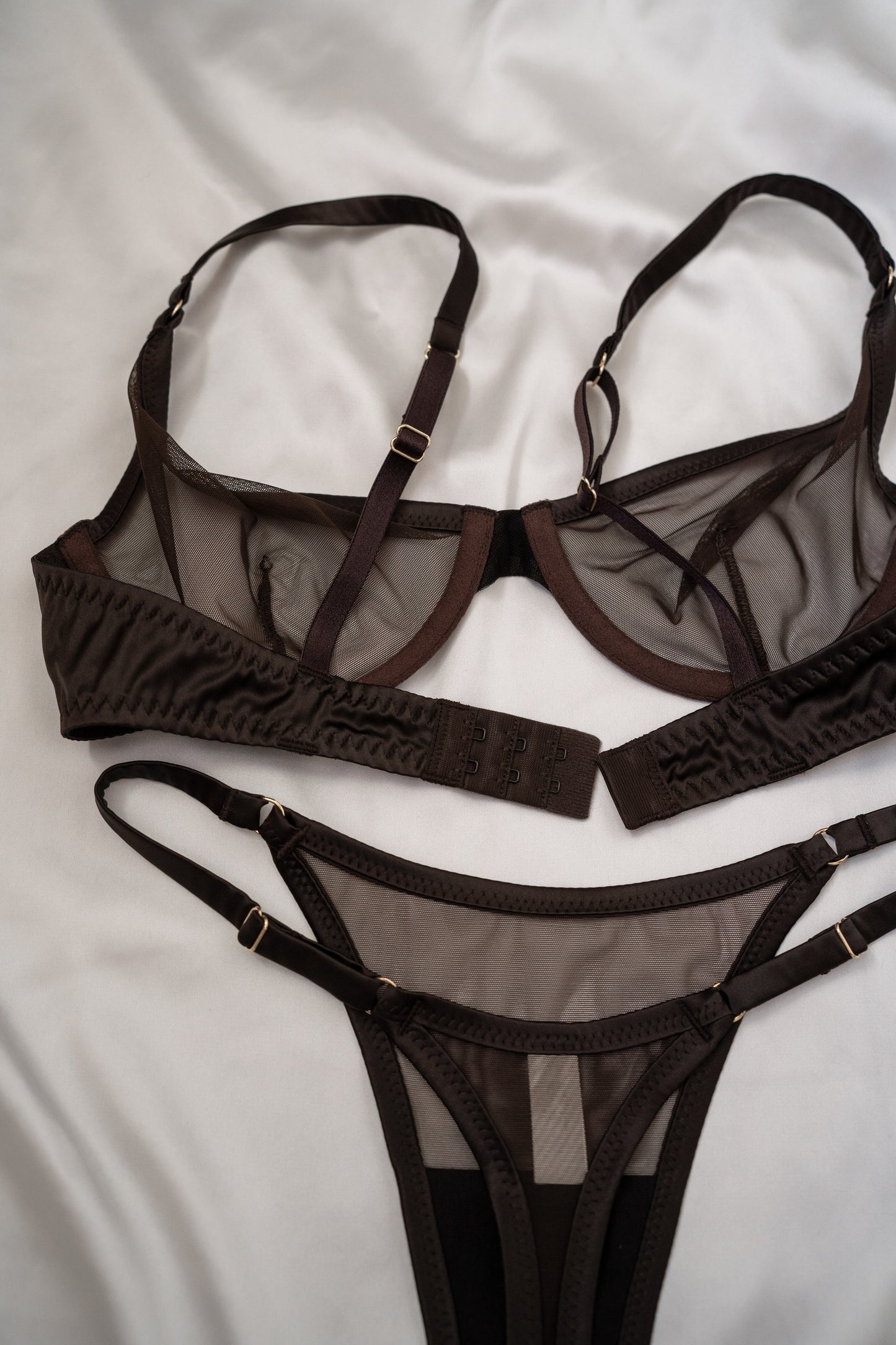 Transparent mesh lingerie set Oona elegant modern style