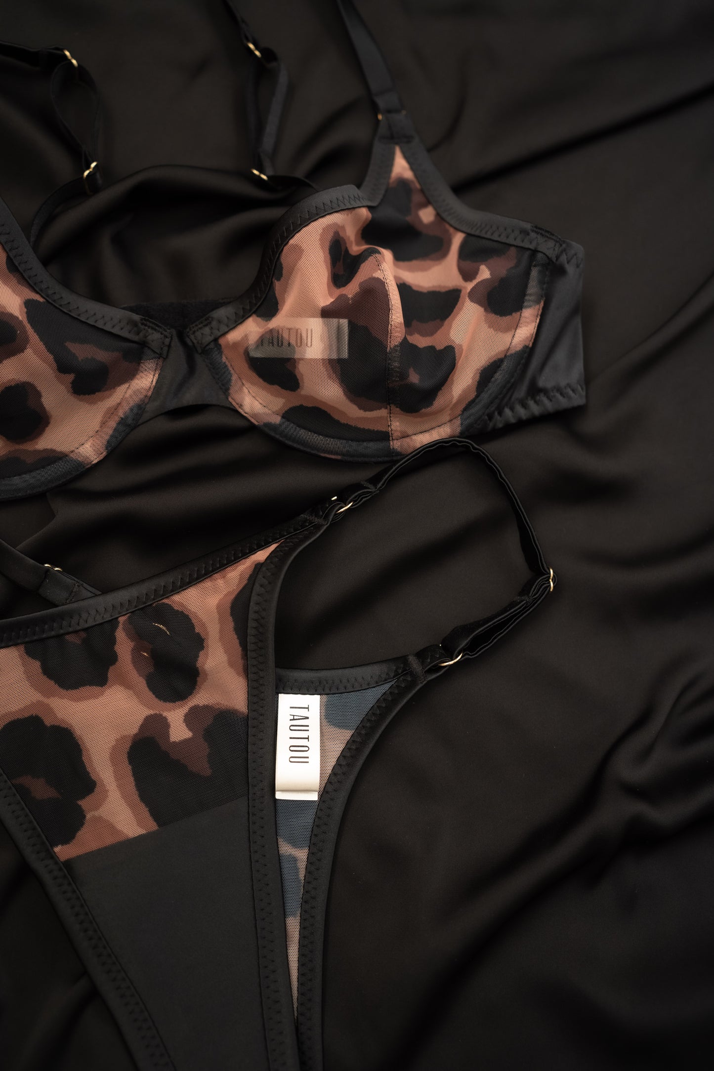 Close-up of leopard mesh fabric and thin straps Oona set