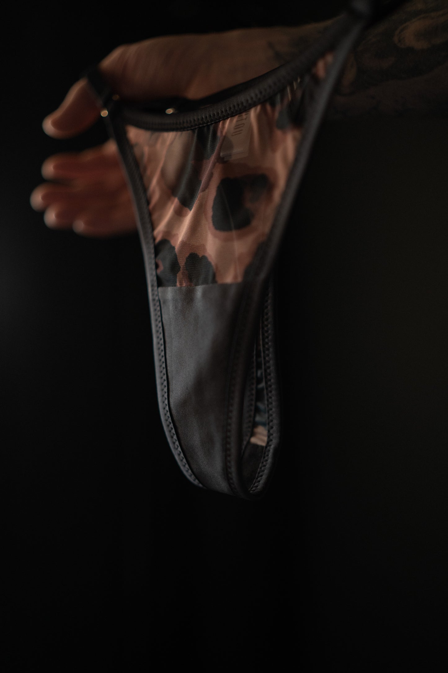 Side view Indi Leopard satin thong panties by Tautou